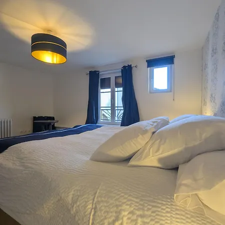 Moderne Pour 8 Pers, Charme Au Coeur De La Nature - Fr-1-611-120 * Bricon