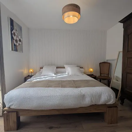 Moderne Pour 8 Pers, Charme Au Coeur De La Nature - Fr-1-611-120 Bricon