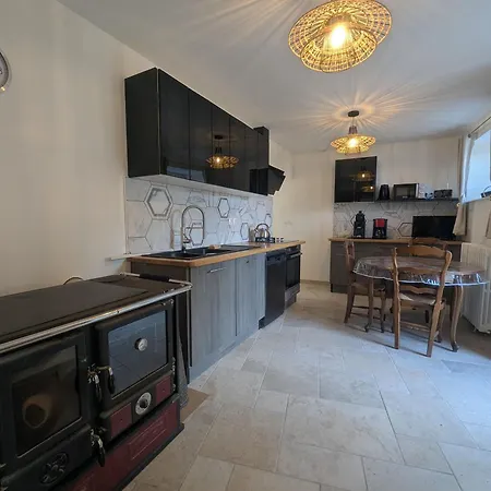 Moderne Pour 8 Pers, Charme Au Coeur De La Nature - Fr-1-611-120 Holiday home